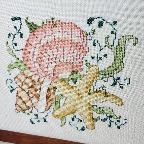 Vintage Beach Sea Shells Cross Stitch Wood Frame Art Embroidery Cottage Decor‎ - Picture 7 of 10